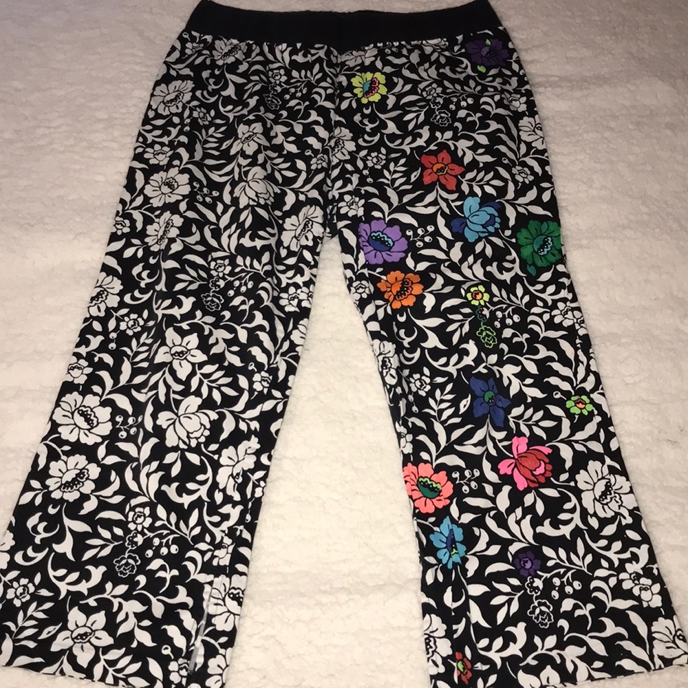 One of a kind Maternity Capri pants